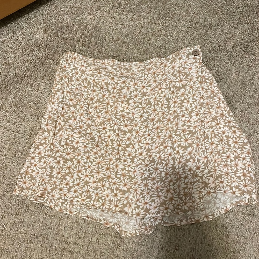 FLORAL SKORT